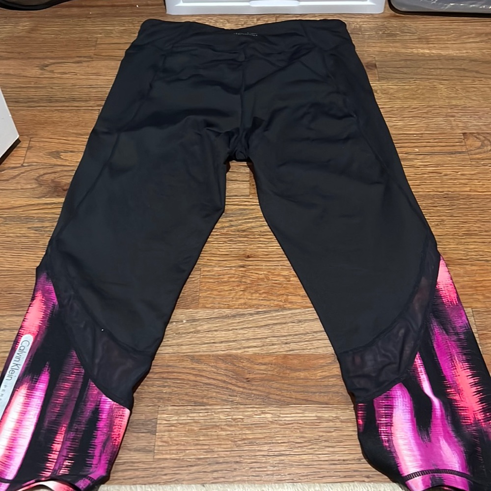 EUC Calvin Klein Performance Black/Purple Workout Leggings